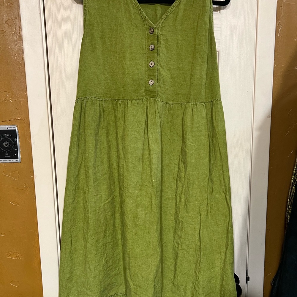 Linen Green Sleeveless Button-Front Dress